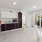 House - Monika Villa *