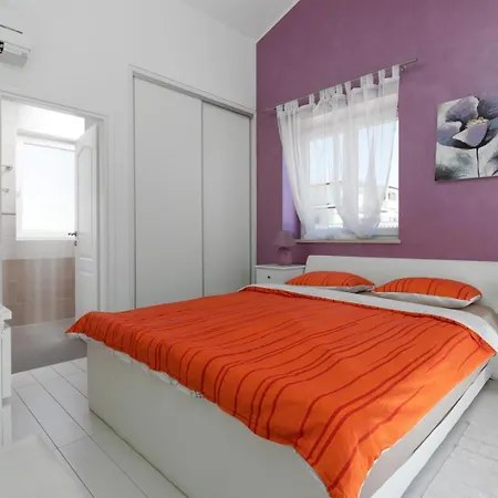 Villa House - Monika *