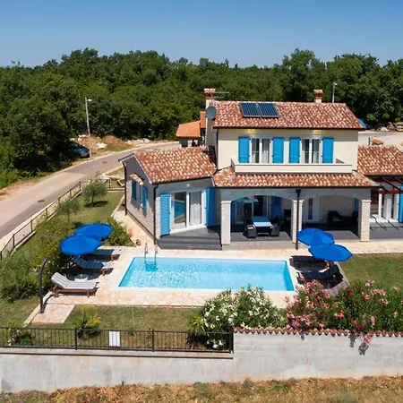 Villa House - Monika *