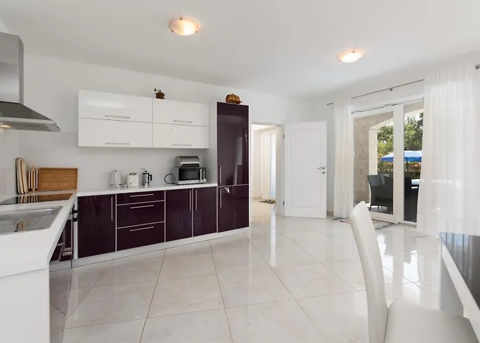 House - Monika Vila *