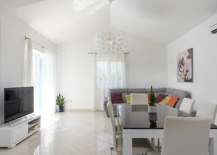 House - Monika Nova Vas (Porec)